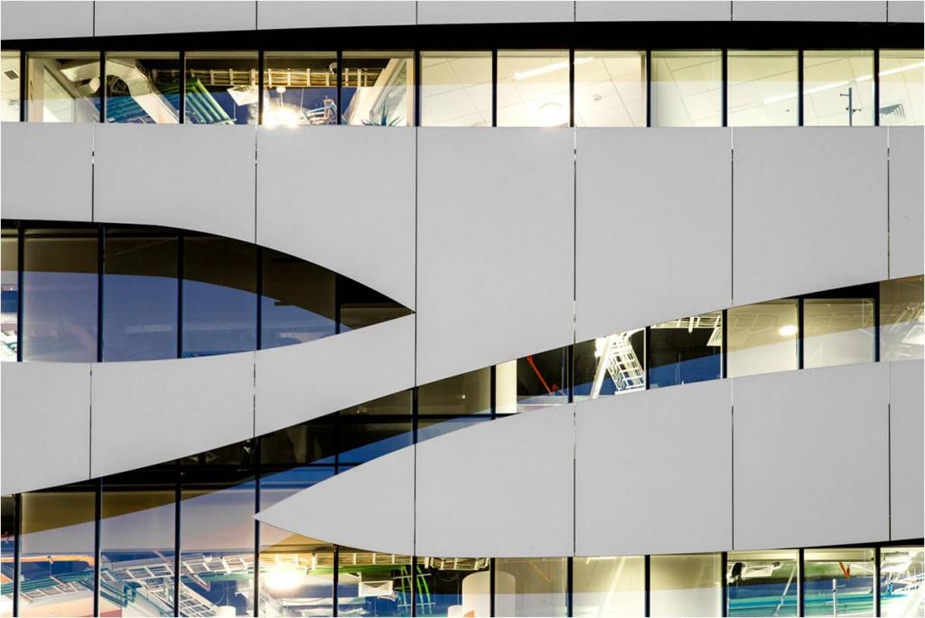 Защита фасада от солнца- Trespa 9