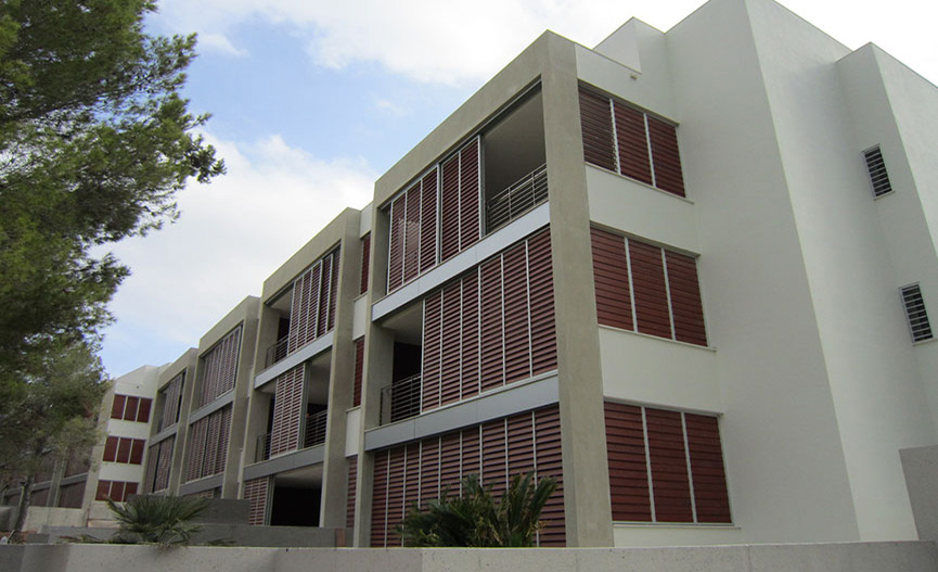 Защита фасада от солнца- Trespa 12